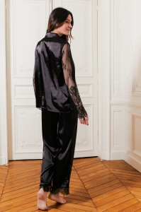 77045-tonia Negro - Noche