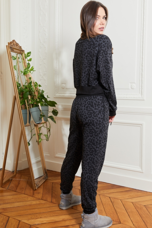 81188a-zet Grey - Night